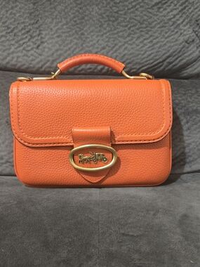 Coach Riley 22 Mango